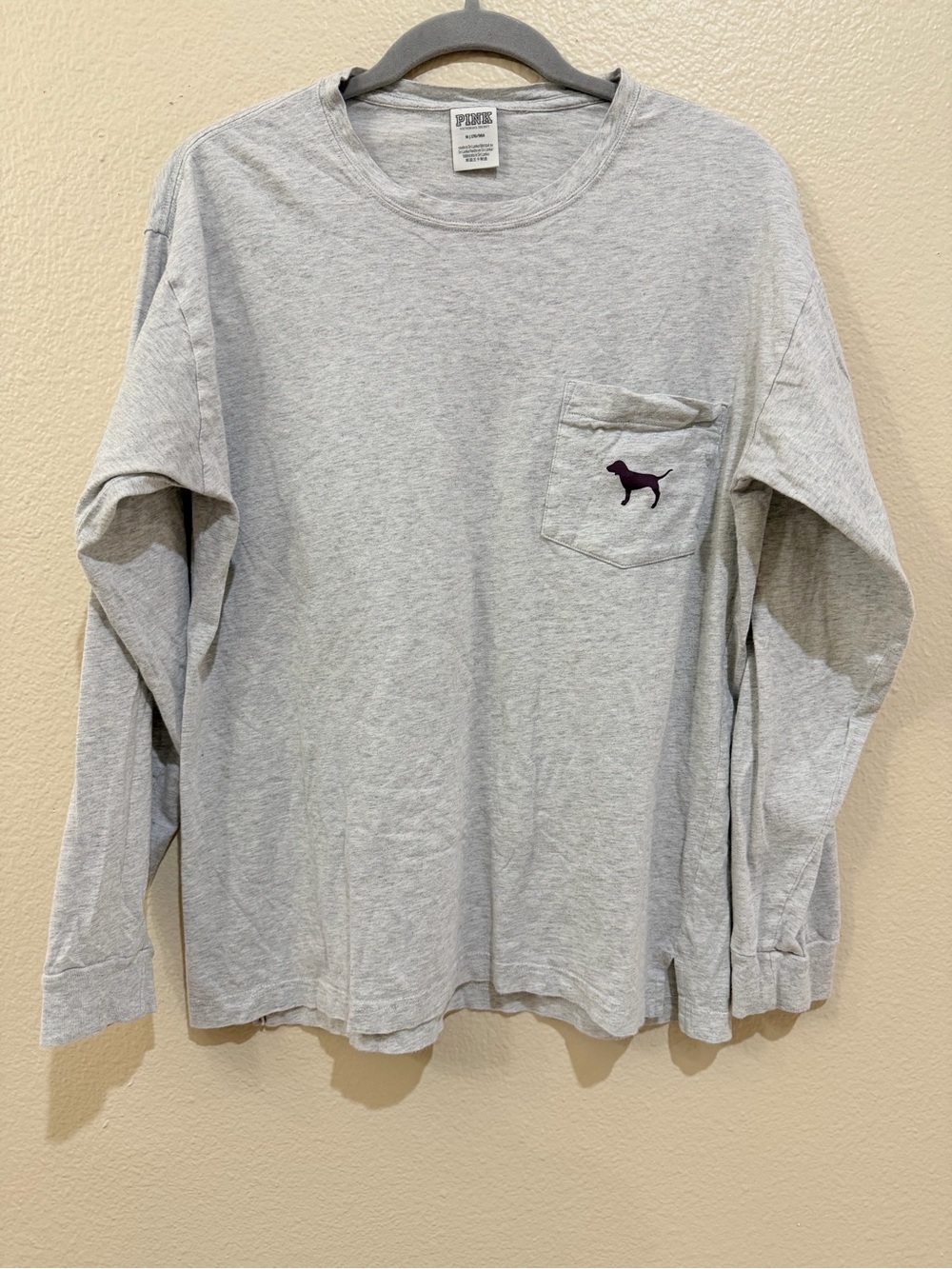 Victoria's Secret PINK Gray Long Sleeve Pocket T-Shirt Graphic Back Logo M